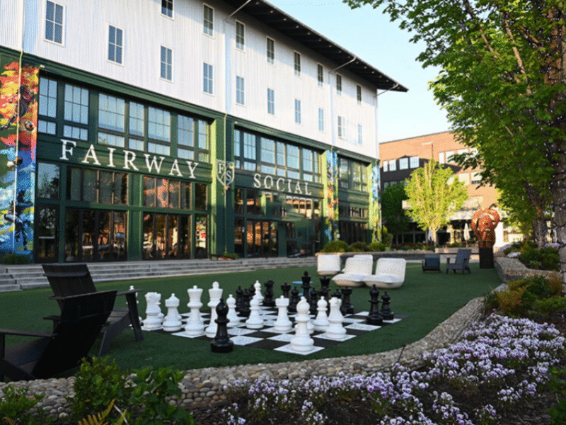 Bright Modern Retreat with Serene Natural Light in Trilith