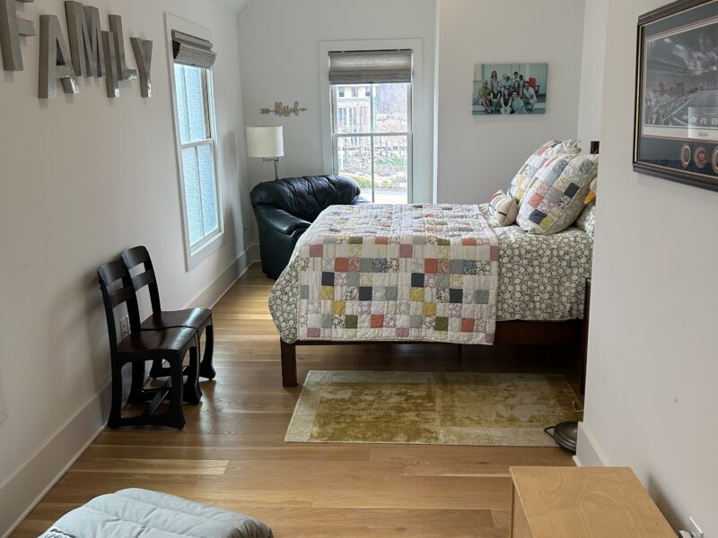 Trilith 2 story 4 b/r 5 bath