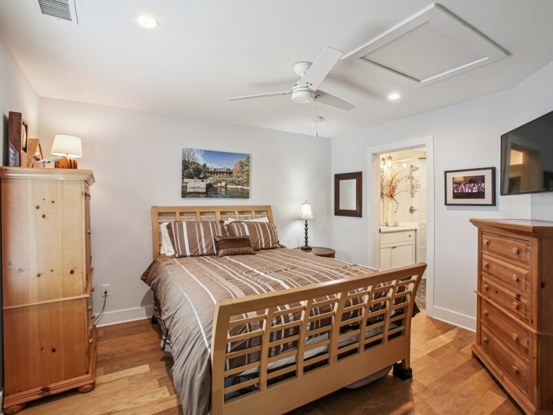 Flexible Space Sleeps 7 With Office & Views