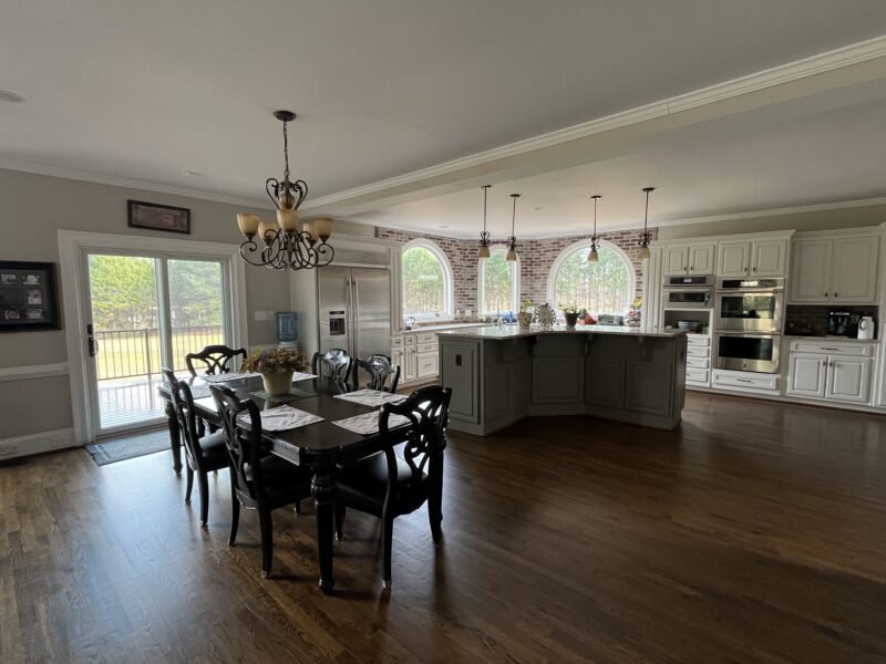 🏆 The Soccer Executive Estate: 5-Acre Compound & Pool 10 Miles to U.S. Soccer Training Center | Accommodates 14 | 6,500 Sq. Ft.