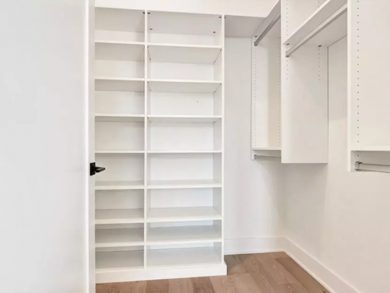 Bright Modern Retreat with Serene Natural Light in Trilith