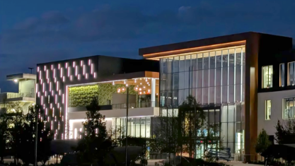 Bright Modern Retreat with Serene Natural Light in Trilith