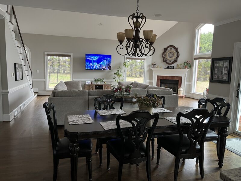 🏆 The Soccer Executive Estate: 5-Acre Compound & Pool 10 Miles to U.S. Soccer Training Center | Accommodates 14 | 6,500 Sq. Ft.