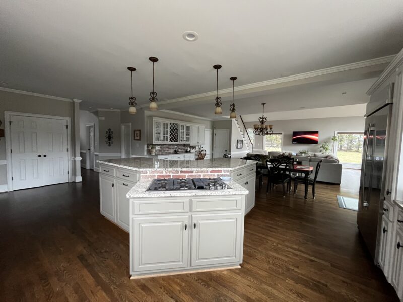 🏆 The Soccer Executive Estate: 5-Acre Compound & Pool 10 Miles to U.S. Soccer Training Center | Accommodates 14 | 6,500 Sq. Ft.