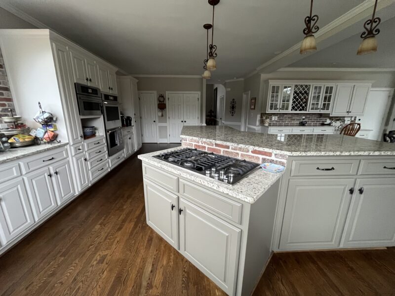 🏆 The Soccer Executive Estate: 5-Acre Compound & Pool 10 Miles to U.S. Soccer Training Center | Accommodates 14 | 6,500 Sq. Ft.