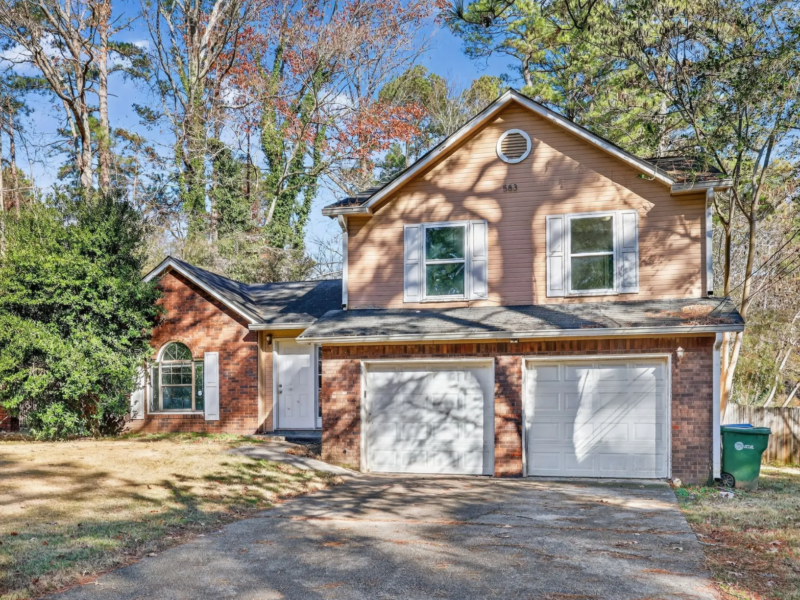 4br/2.5ba home in Atlanta