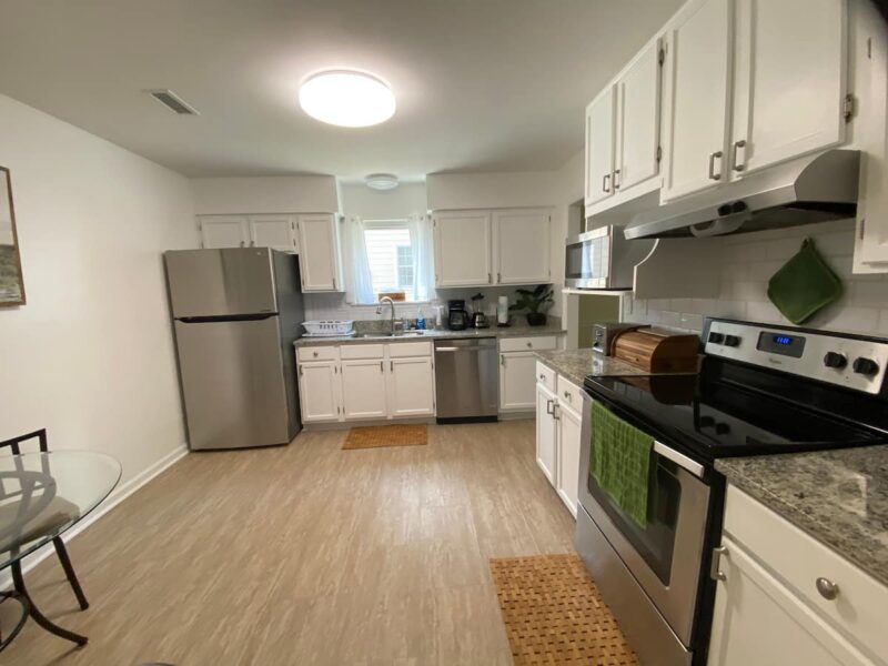 Fully Furnished Executive Home Near Atlanta- Golf Cart Access & Nature Views