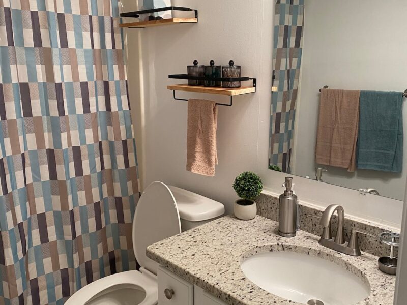 Fully Furnished Executive Home Near Atlanta- Golf Cart Access & Nature Views