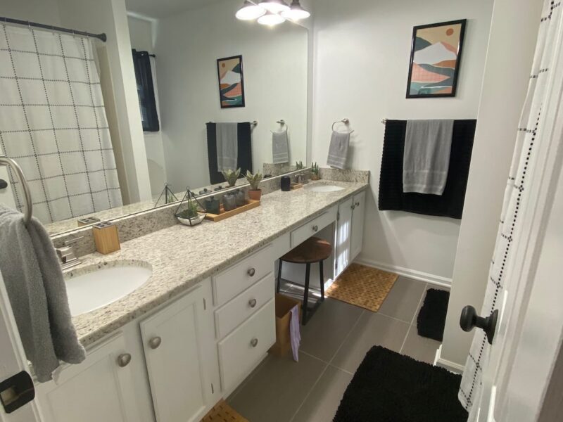 Fully Furnished Executive Home Near Atlanta- Golf Cart Access & Nature Views