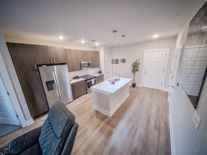 "Elite Pro-Athlete Compound: Private Chauffeur | Performance-Ready & Discreet"