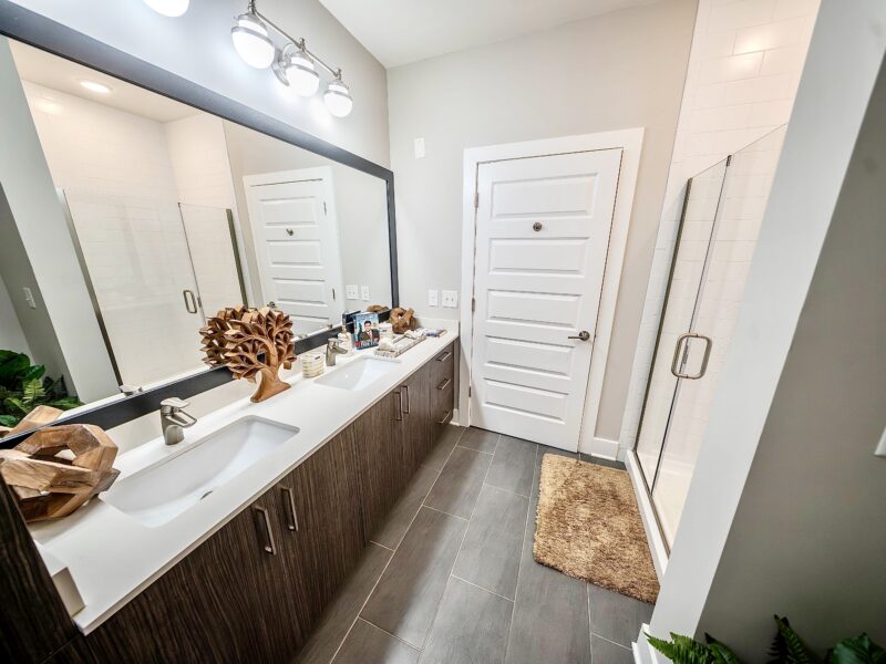 "Elite Pro-Athlete Compound: Private Chauffeur | Performance-Ready & Discreet"