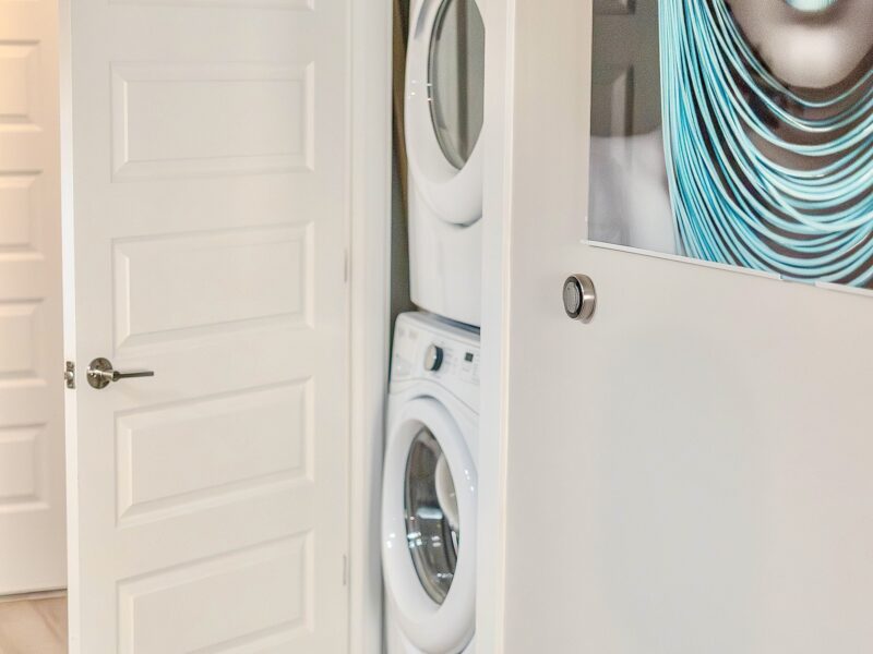 "Elite Pro-Athlete Compound: Private Chauffeur | Performance-Ready & Discreet"