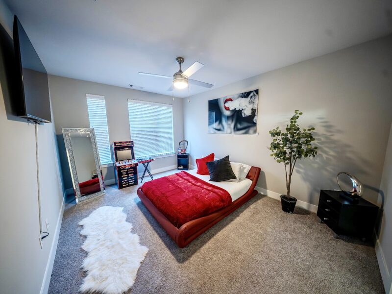 "Elite Pro-Athlete Compound: Private Chauffeur | Performance-Ready & Discreet"