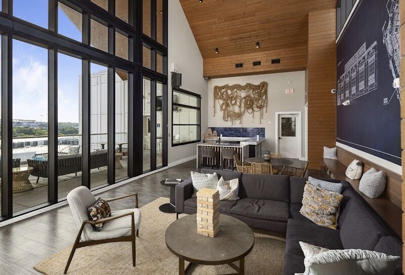 "Elite Pro-Athlete Compound: Private Chauffeur | Performance-Ready & Discreet"