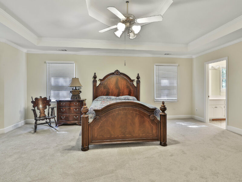 Cozy 2 story, 4 bed, 3 bath home on 6 acres! 10 minutes from Trilith and the National Training Center