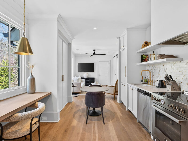 Private Luxury Buckhead Estate 5 Bed, 7 Bath with Pool, Spa, Gym, Minutes from Mercedes Benz Stadium