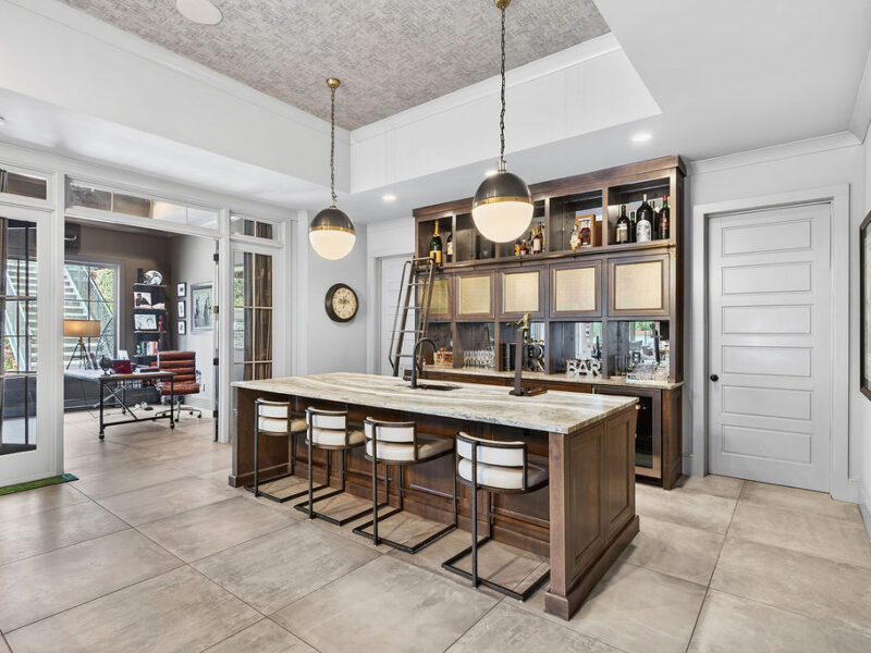 Private Luxury Buckhead Estate 5 Bed, 7 Bath with Pool, Spa, Gym, Minutes from Mercedes Benz Stadium