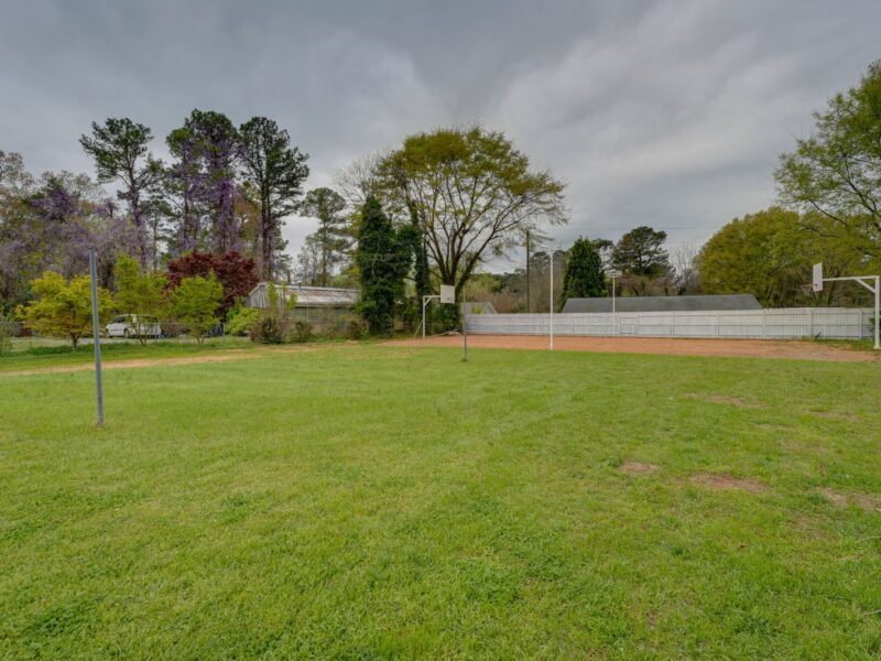 HOST WITH THE MOST - Spacious 4-bedroom house in awesome Smyrna