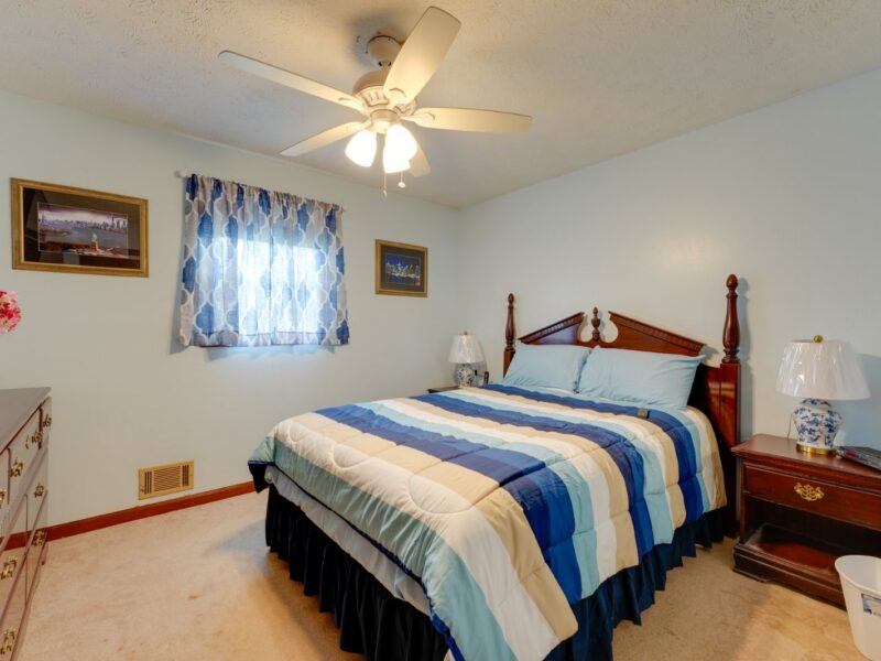 HOST WITH THE MOST - Spacious 4-bedroom house in awesome Smyrna