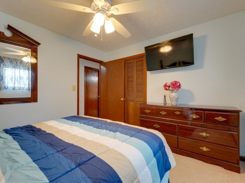 HOST WITH THE MOST - Spacious 4-bedroom house in awesome Smyrna