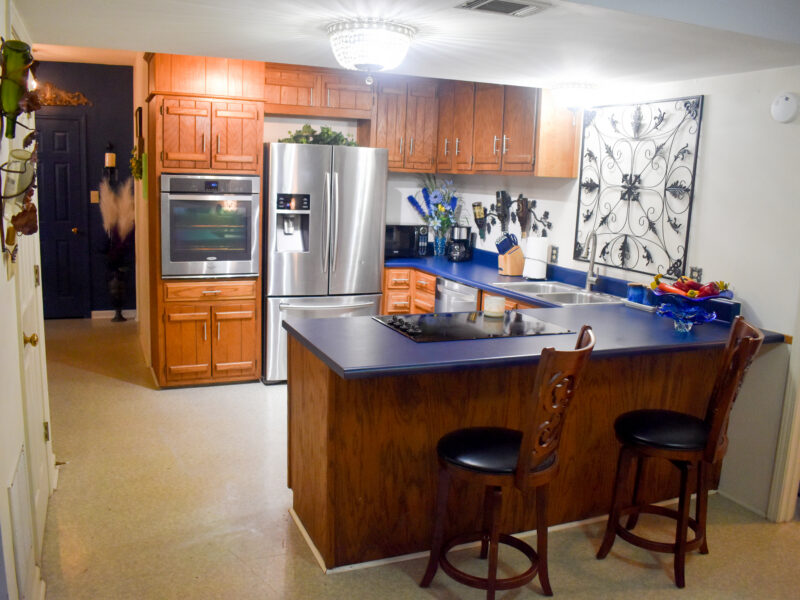 Pool, Hot Tub, Screened Veranda, Full Kitchen, 4 mi to US Soccer Facility, 20 mi to Atlanta