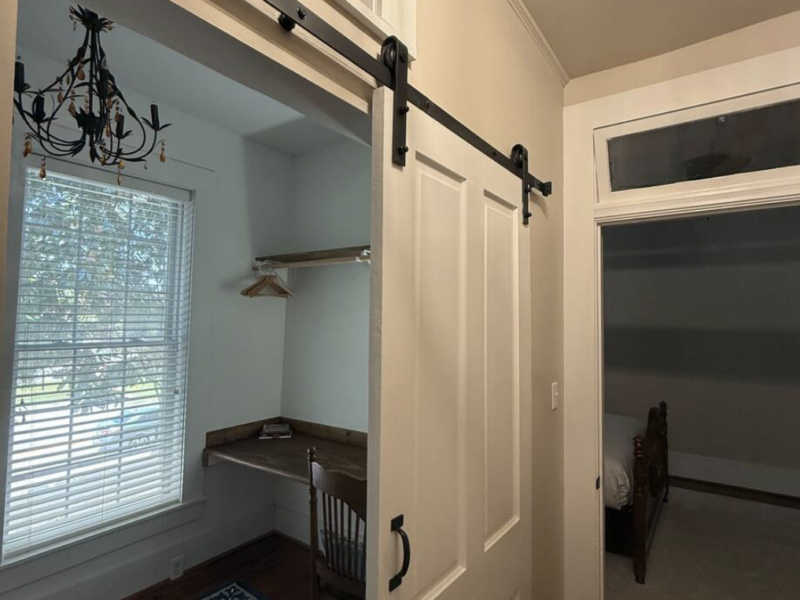 Historic Downtown Fairburn Home with Porch & Yard