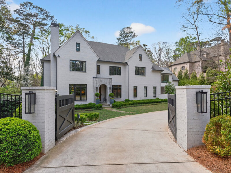 Private Luxury Buckhead Estate 5 Bed, 7 Bath with Pool, Spa, Gym, Minutes from Mercedes Benz Stadium