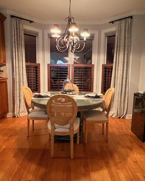 Luxury Peachtree City Retreat - 3 Bedroom (2 Master Suites - Main/Upper) - 5 Minutes to Trilith Studios & U.S. Soccer - World Cup Ready