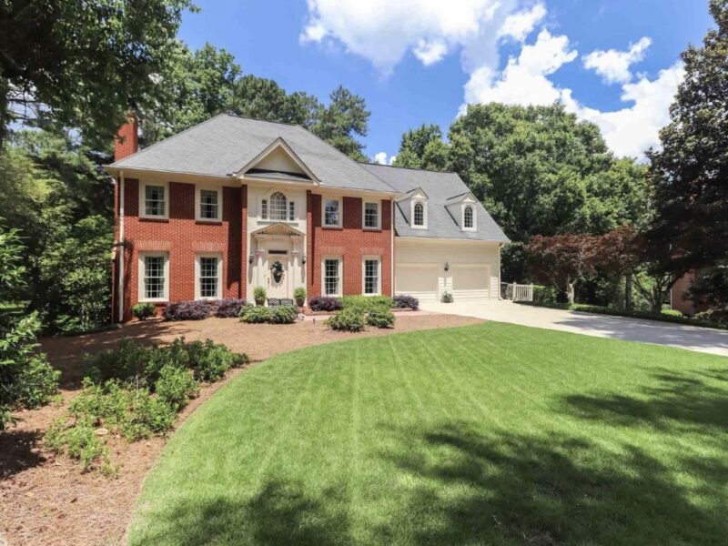 Beautiful 3 Story 5 bedroom 3.5 bath minutes from Trilith and FIFA HQ