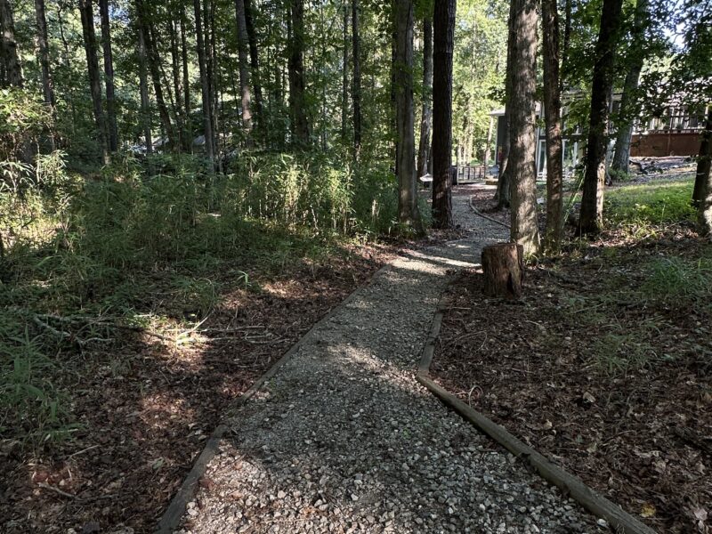 Luxury Fayetteville Retreat, Comfortably Sleeps 10 to 16, Only 20 Minutes From the Airport