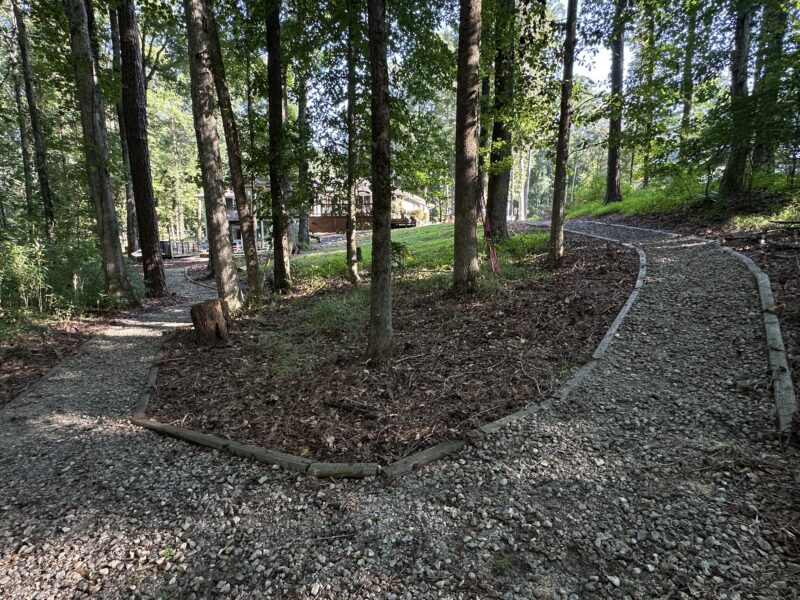 Luxury Fayetteville Retreat, Comfortably Sleeps 10 to 16, Only 20 Minutes From the Airport