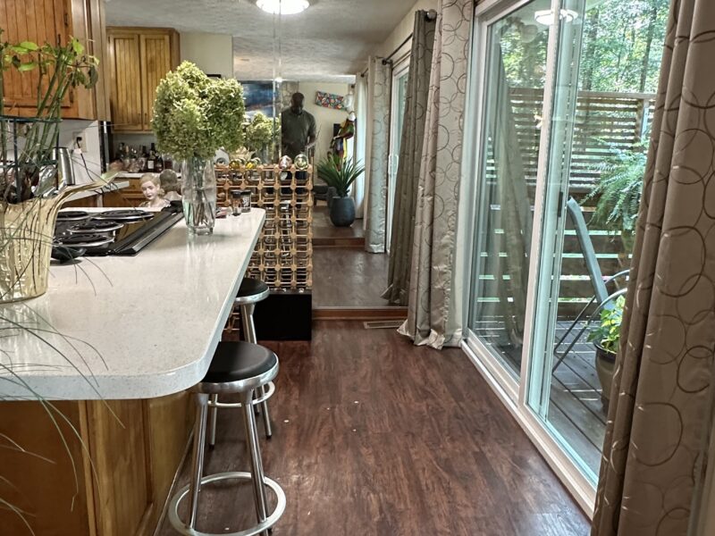 Luxury Fayetteville Retreat, Comfortably Sleeps 10 to 16, Only 20 Minutes From the Airport