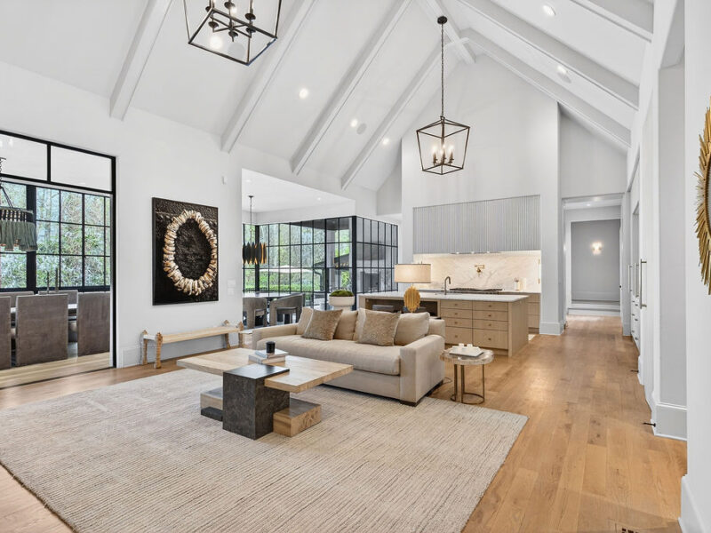 Private Luxury Buckhead Estate 5 Bed, 7 Bath with Pool, Spa, Gym, Minutes from Mercedes Benz Stadium