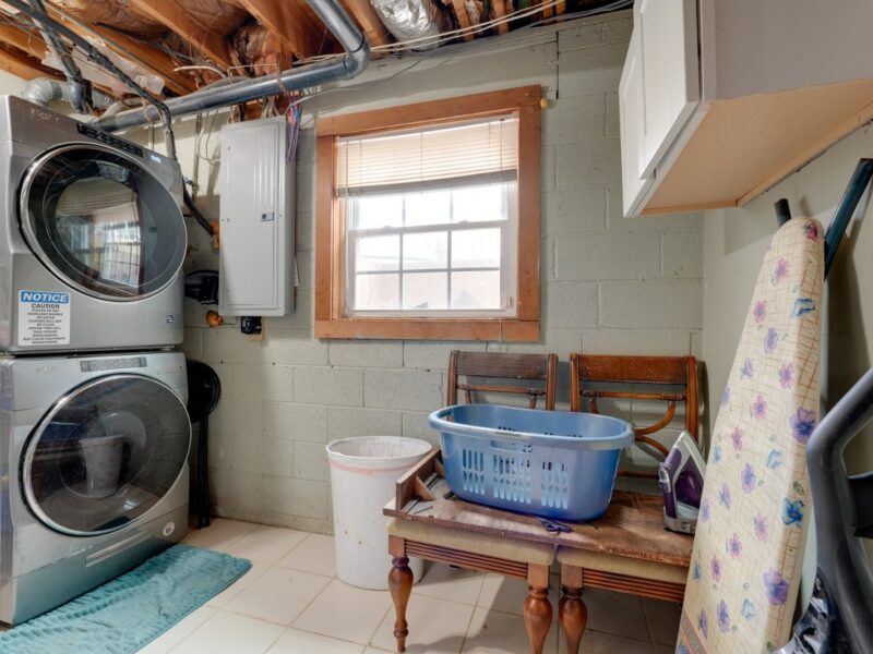 HOST WITH THE MOST - Spacious 4-bedroom house in awesome Smyrna