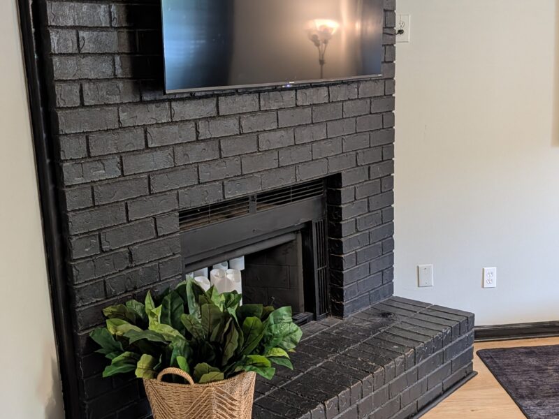 2 Bedrooms 2 Beds and 1.5 Baths