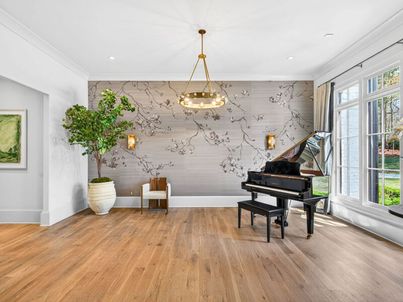 Private Luxury Buckhead Estate 5 Bed, 7 Bath with Pool, Spa, Gym, Minutes from Mercedes Benz Stadium