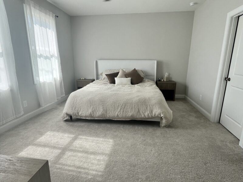 Modern 3BR / 2.5BA Townhome • 14 Min to Mercedes-Benz Stadium • 2 Car Garage Parking • Sleeps 6–8