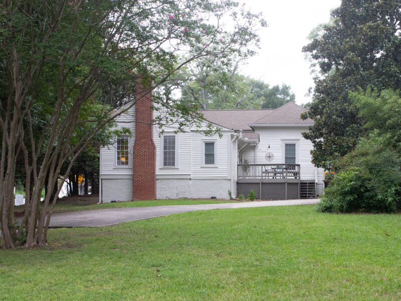 Historic Downtown Fairburn Home with Porch & Yard