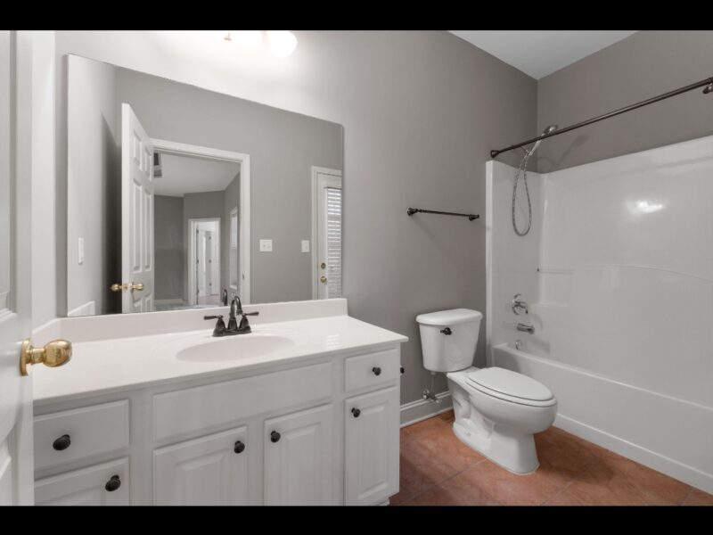 Private 2BR/1BA Basement Suite – Fayetteville, GA