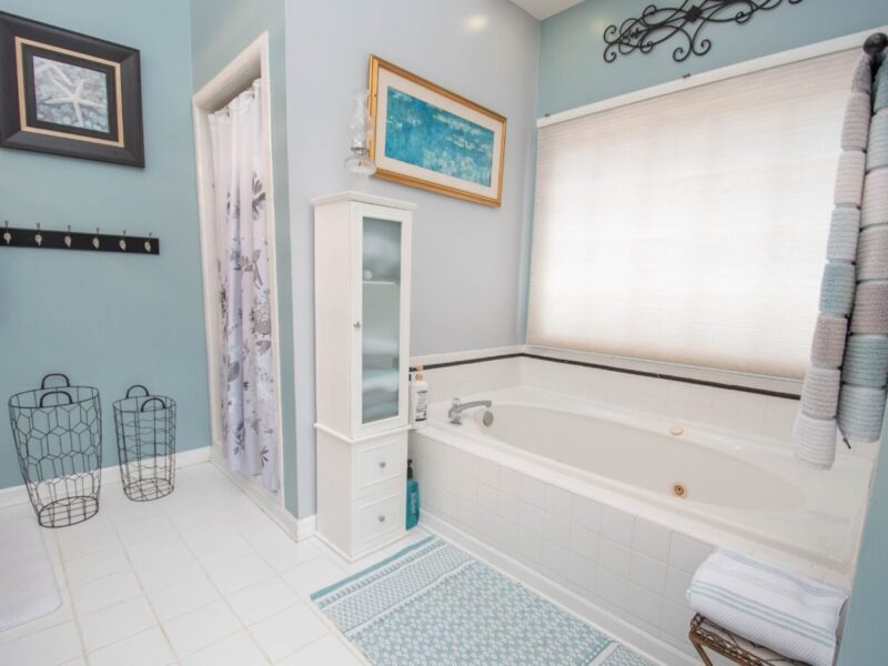 4 bedroom - 3 baths Tyrone home
