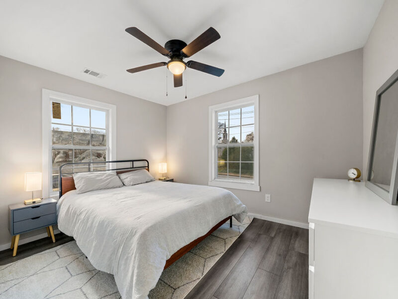 Downtown Hapeville 7 Minutes From MARTA