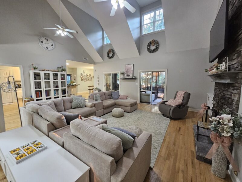4 bedroom - 3 baths Tyrone home