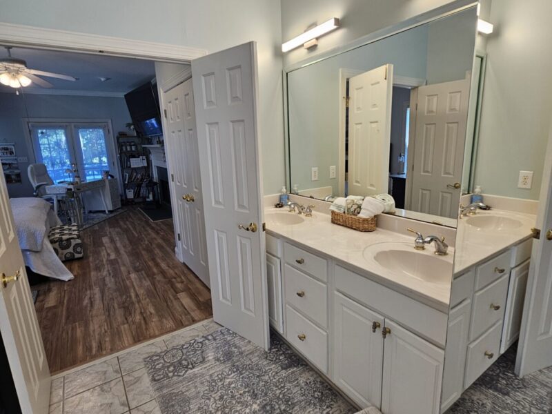 4 bedroom - 3 baths Tyrone home