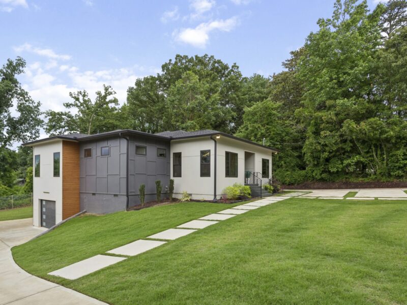 The Brook - A Modern Stylish Respite