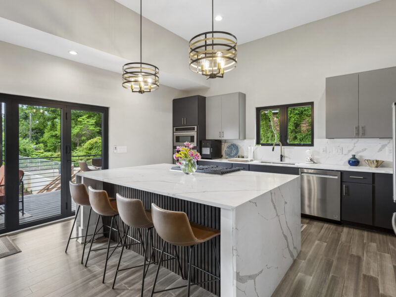 The Brook - A Modern Stylish Respite