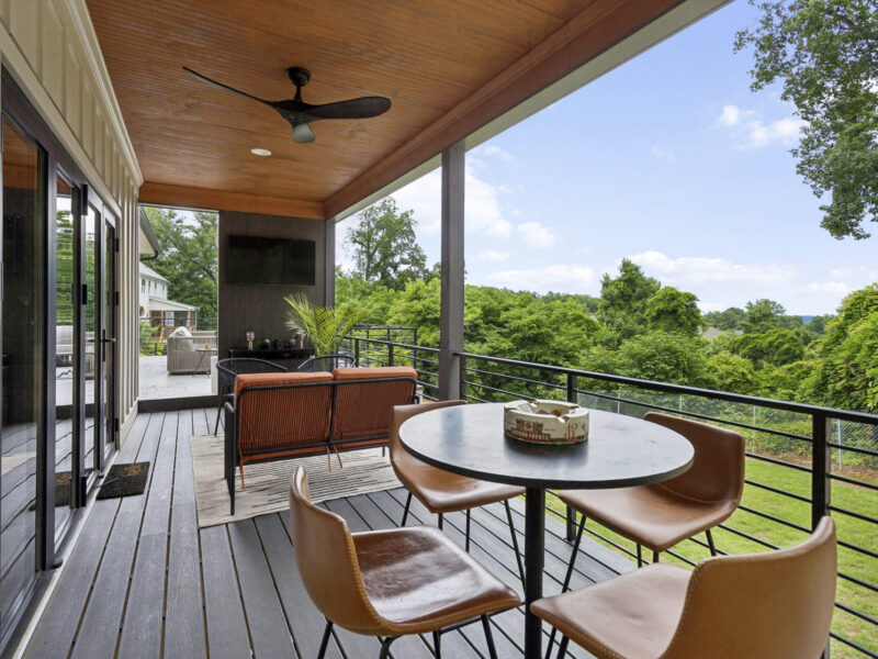 The Brook - A Modern Stylish Respite