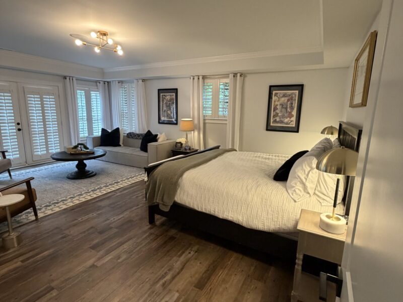 Luxury 5-Star Stay 25 Miles from World Cup Action at Mercedes-Benz!