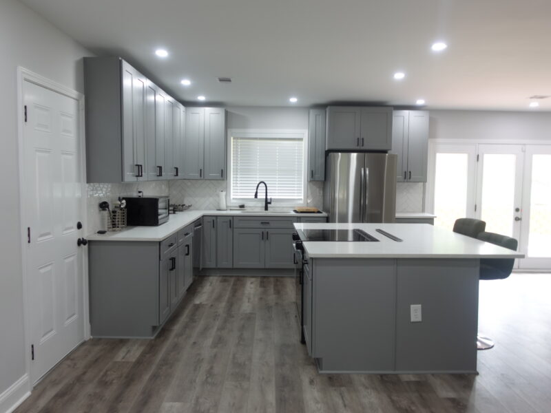 World Cup Retreat: Spacious Home w/ Scenic Backyard • 15 Min to Downtown ATL • 5 Min to Airport & Golf
