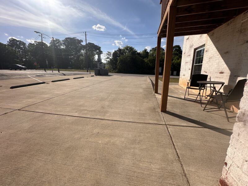 2 Bedroom Apartment 10Mins from Downtown / 5Mins from Airport