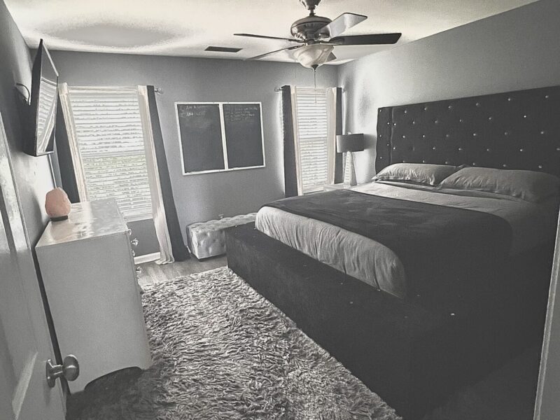 Spacious 4 Bedroom | 3.5 Bathroom | Sleeps Up to 8 Guests